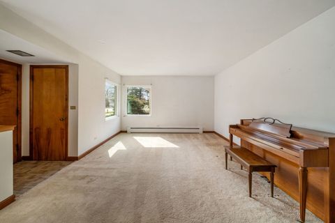 Tiny photo for 1008 Canfield Road, Park Ridge, IL 60068 (MLS # 12600665)