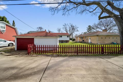 Tiny photo for 1008 Canfield Road, Park Ridge, IL 60068 (MLS # 12600665)