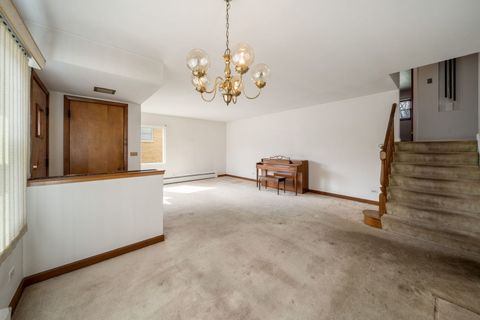 Tiny photo for 1008 Canfield Road, Park Ridge, IL 60068 (MLS # 12600665)