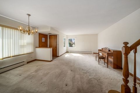 Tiny photo for 1008 Canfield Road, Park Ridge, IL 60068 (MLS # 12600665)
