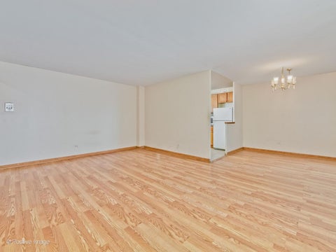 Tiny photo for 6300 N SHERIDAN Road #204, Chicago, IL 60660 (MLS # 12757352)