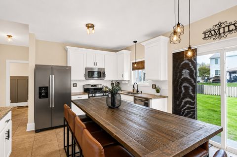 Tiny photo for 688 Bay Shore Drive, Pingree Grove, IL 60140 (MLS # 12637858)