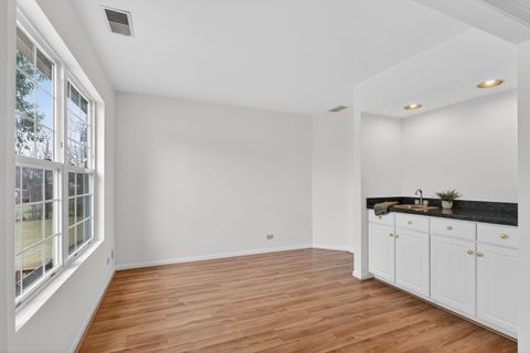 Tiny photo for 99 Ione Drive #B, South Elgin, IL 60177 (MLS # 12603626)