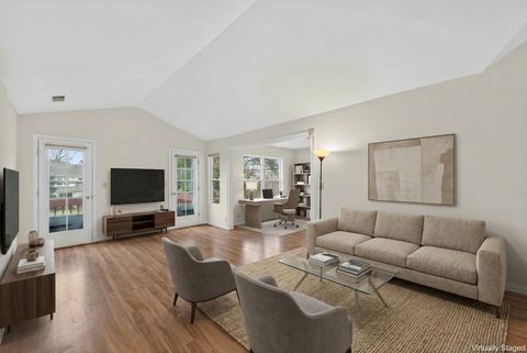 Tiny photo for 99 Ione Drive #B, South Elgin, IL 60177 (MLS # 12603626)