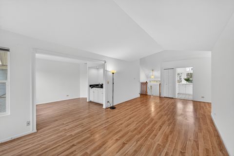 Tiny photo for 99 Ione Drive #B, South Elgin, IL 60177 (MLS # 12603626)