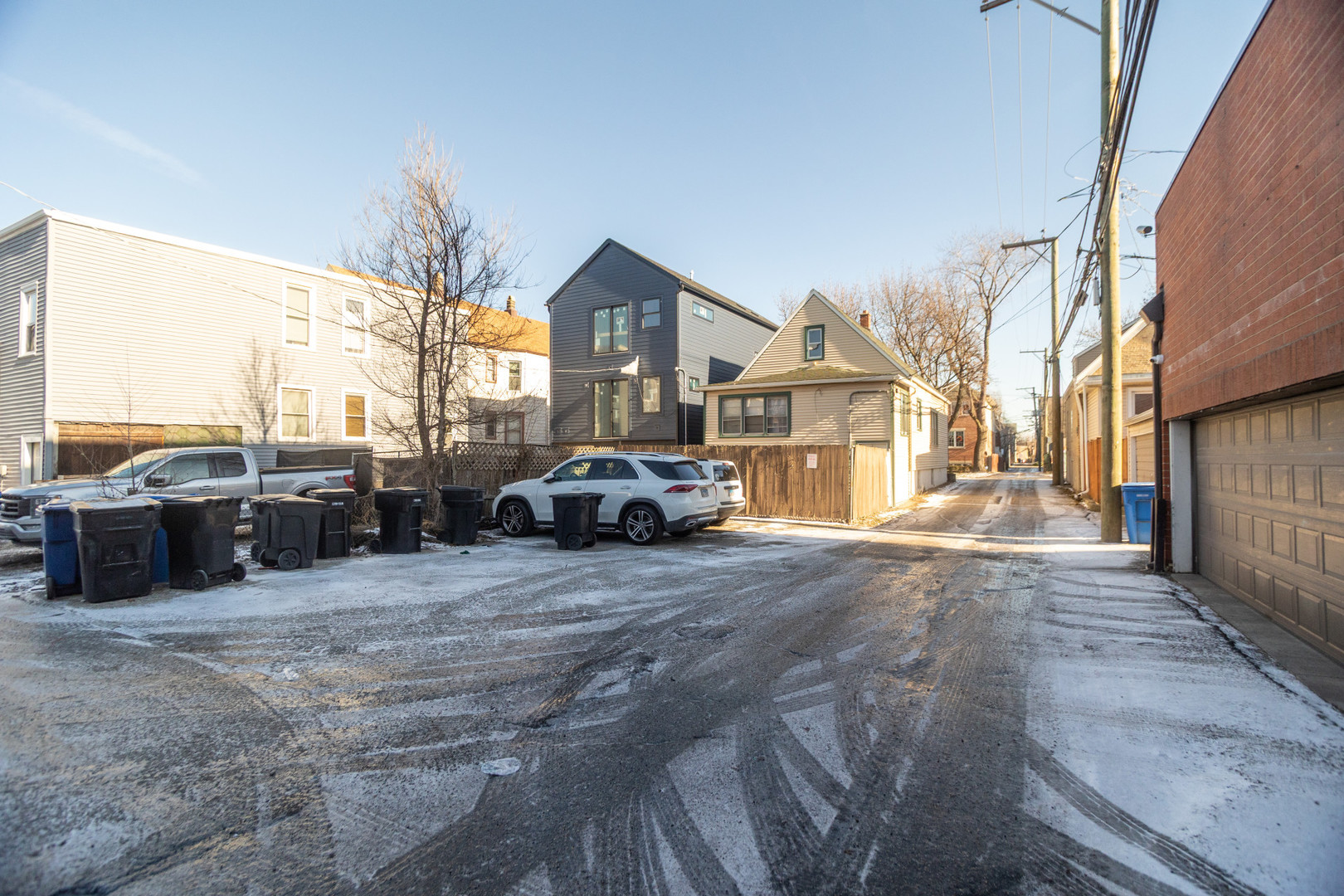 2814 N Maplewood Avenue