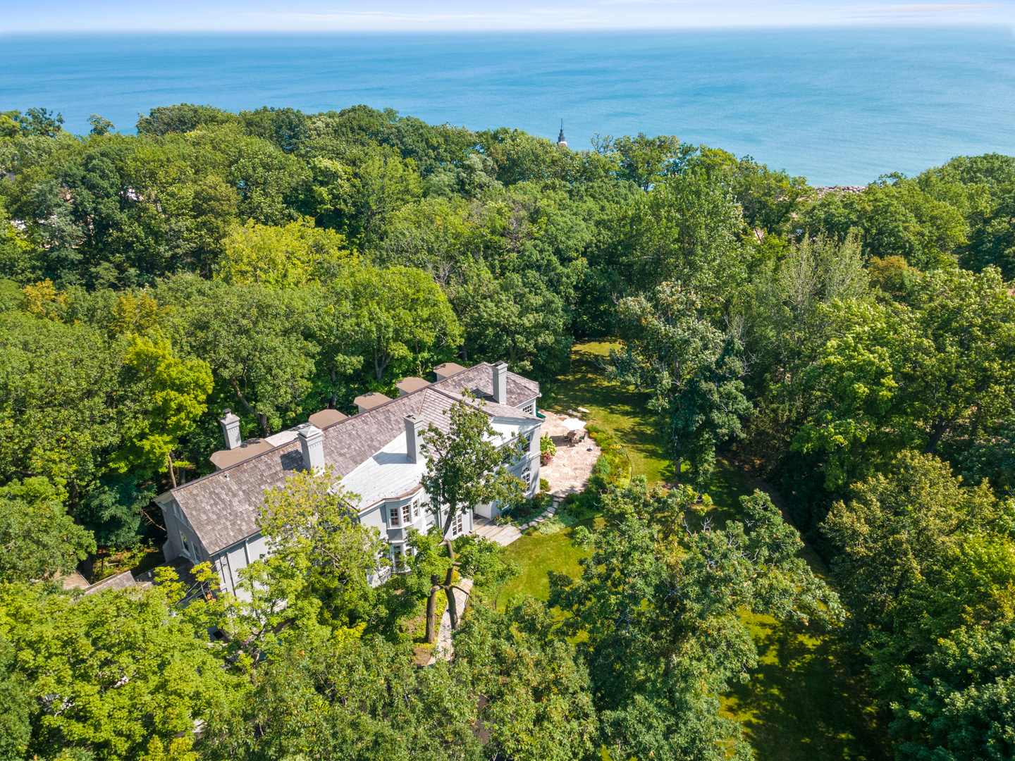 855 Sheridan Road