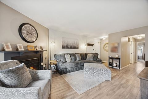 Tiny photo for 7030 Park Lane Court #101, Woodridge, IL 60517 (MLS # 12543911)