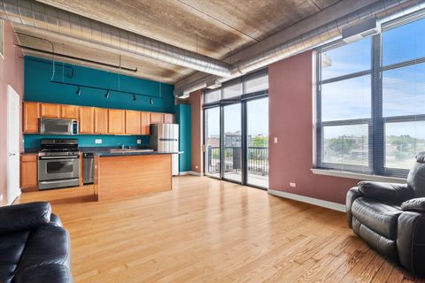 Tiny photo for 833 W 15TH Place #514, Chicago, IL 60608 (MLS # 12471040)