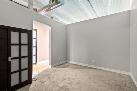 Tiny photo for 833 W 15TH Place #514, Chicago, IL 60608 (MLS # 12471040)