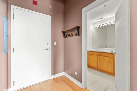 Tiny photo for 833 W 15TH Place #514, Chicago, IL 60608 (MLS # 12471040)