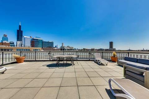 Tiny photo for 1000 W Adams Street #203, Chicago, IL 60607 (MLS # 12510815)