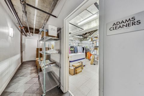 Tiny photo for 1000 W Adams Street #203, Chicago, IL 60607 (MLS # 12510815)