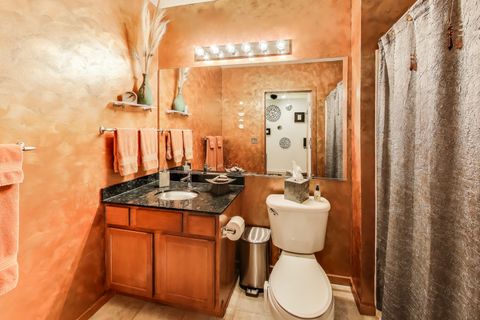 Tiny photo for 1000 W Adams Street #203, Chicago, IL 60607 (MLS # 12510815)