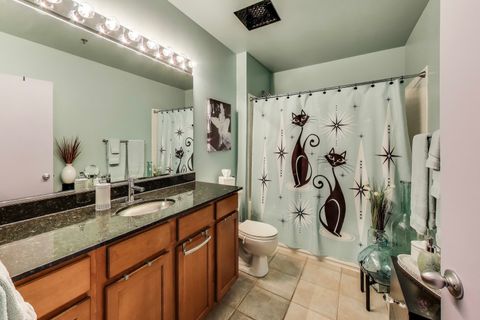 Tiny photo for 1000 W Adams Street #203, Chicago, IL 60607 (MLS # 12510815)