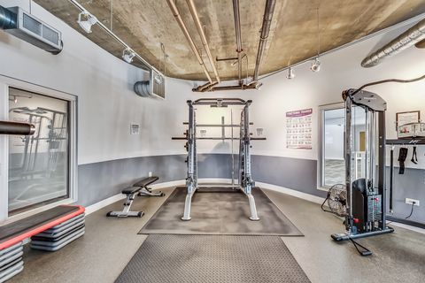Tiny photo for 1000 W Adams Street #203, Chicago, IL 60607 (MLS # 12510815)