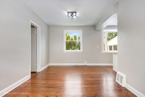Tiny photo for 10072 Drury Lane, Westchester, IL 60154 (MLS # 12637742)