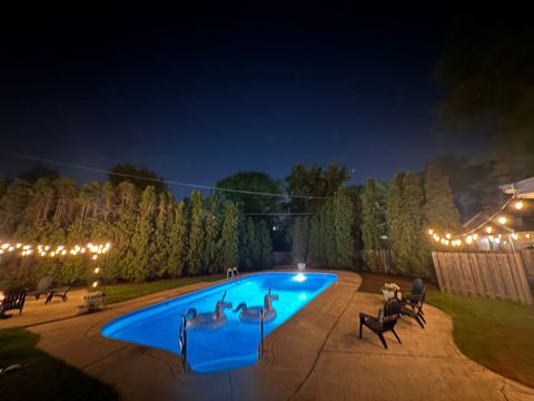 Tiny photo for 10072 Drury Lane, Westchester, IL 60154 (MLS # 12637742)