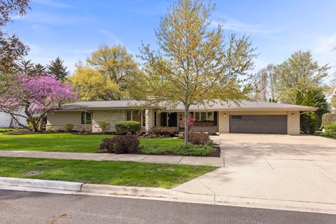 606 Lakeview Terrace Glen Ellyn IL 60137