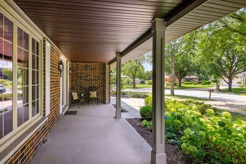 Tiny photo for 7189 Springside Avenue, Downers Grove, IL 60516 (MLS # 12714653)