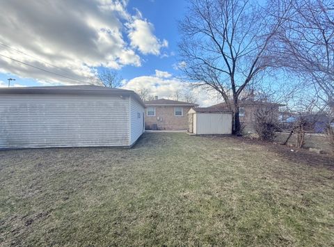 Tiny photo for 117 W 158th Place, Harvey, IL 60426 (MLS # 12617292)