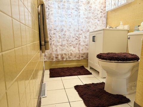 Tiny photo for 117 W 158th Place, Harvey, IL 60426 (MLS # 12617292)