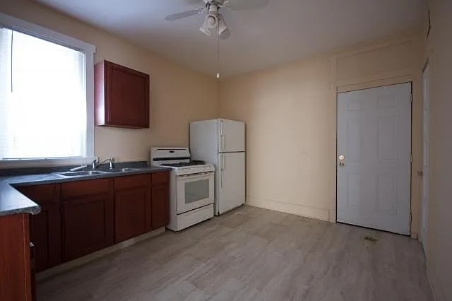 3730 W DICKENS Avenue 2