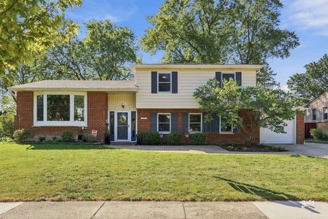 Photo of 1341 E VIRGINIA Drive, Palatine, IL 60074 (MLS # 12720246)