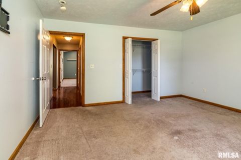 Tiny photo for 309 EVERGREEN Trail, Herrin, IL 62948 (MLS # EB460655)