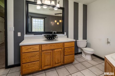 Tiny photo for 309 EVERGREEN Trail, Herrin, IL 62948 (MLS # EB460655)