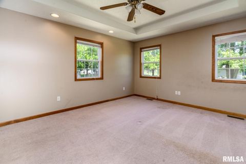 Tiny photo for 309 EVERGREEN Trail, Herrin, IL 62948 (MLS # EB460655)