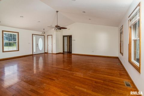 Tiny photo for 309 EVERGREEN Trail, Herrin, IL 62948 (MLS # EB460655)