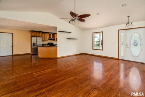 Tiny photo for 309 EVERGREEN Trail, Herrin, IL 62948 (MLS # EB460655)