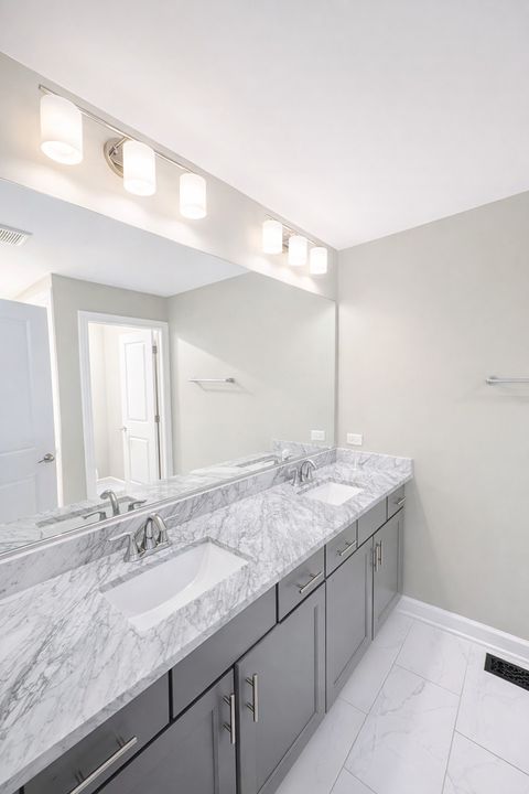 Tiny photo for 1209 Parker Road, Glenview, IL 60025 (MLS # 12631526)