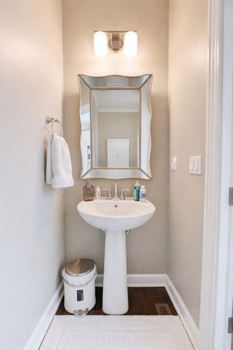 Tiny photo for 1209 Parker Road, Glenview, IL 60025 (MLS # 12631526)