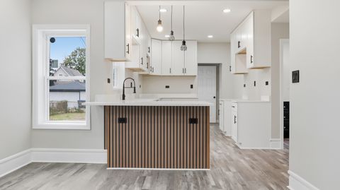 Tiny photo for 406 S 10th Avenue, Maywood, IL 60153 (MLS # 12495538)