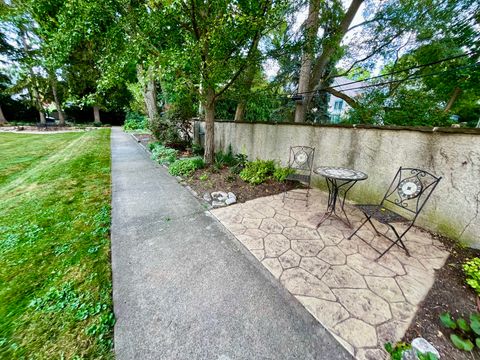 Tiny photo for 734 Noyes Street #R1, Evanston, IL 60201 (MLS # 12442650)