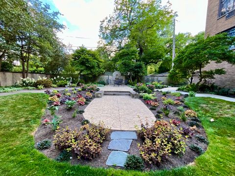 Tiny photo for 734 Noyes Street #R1, Evanston, IL 60201 (MLS # 12442650)