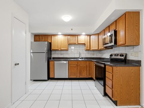 Tiny photo for 714 N Austin Boulevard, Oak Park, IL 60302 (MLS # 12692562)