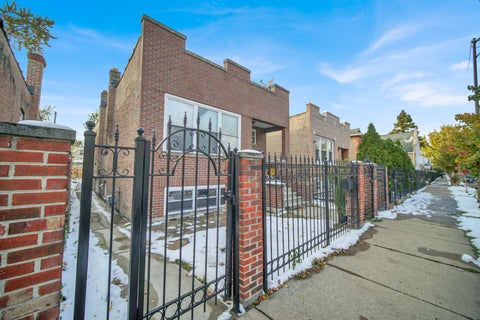 Tiny photo for 2854 S Central Park Avenue, Chicago, IL 60623 (MLS # 12512384)