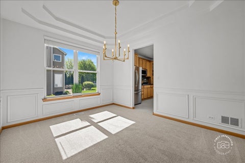 Tiny photo for 2812 Plante Road, North Aurora, IL 60542 (MLS # 12622658)