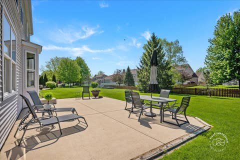Tiny photo for 2812 Plante Road, North Aurora, IL 60542 (MLS # 12622658)
