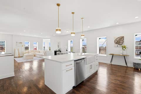 Tiny photo for 958 W Willow Street #4, Chicago, IL 60614 (MLS # 12714207)
