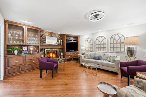 Tiny photo for 3580 Londonderry Court, Hoffman Estates, IL 60067 (MLS # 12701100)