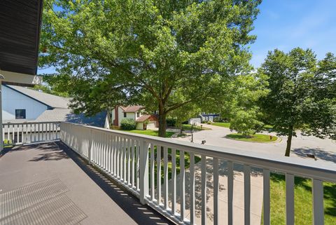 Tiny photo for 3580 Londonderry Court, Hoffman Estates, IL 60067 (MLS # 12701100)