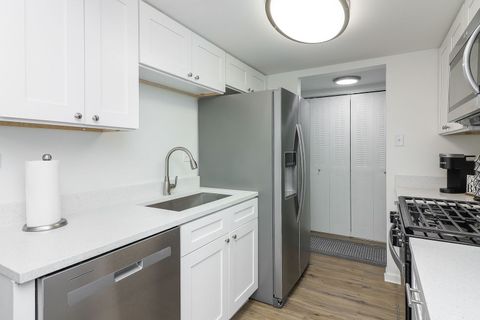 Tiny photo for 8000 Woodglen Lane #101, Downers Grove, IL 60516 (MLS # 12478679)