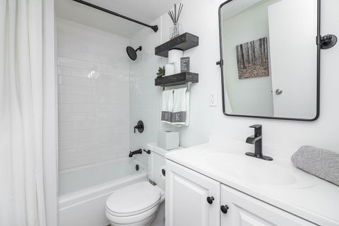 Tiny photo for 8000 Woodglen Lane #101, Downers Grove, IL 60516 (MLS # 12478679)