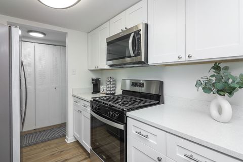 Tiny photo for 8000 Woodglen Lane #101, Downers Grove, IL 60516 (MLS # 12478679)