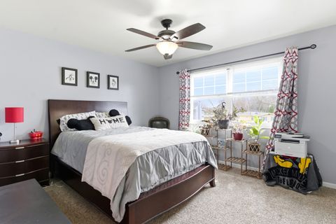 Tiny photo for 1150 Lehnertz Avenue, Aurora, IL 60505 (MLS # 12615465)