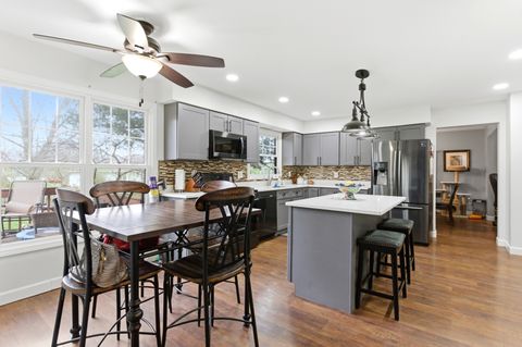 Tiny photo for 1150 Lehnertz Avenue, Aurora, IL 60505 (MLS # 12615465)